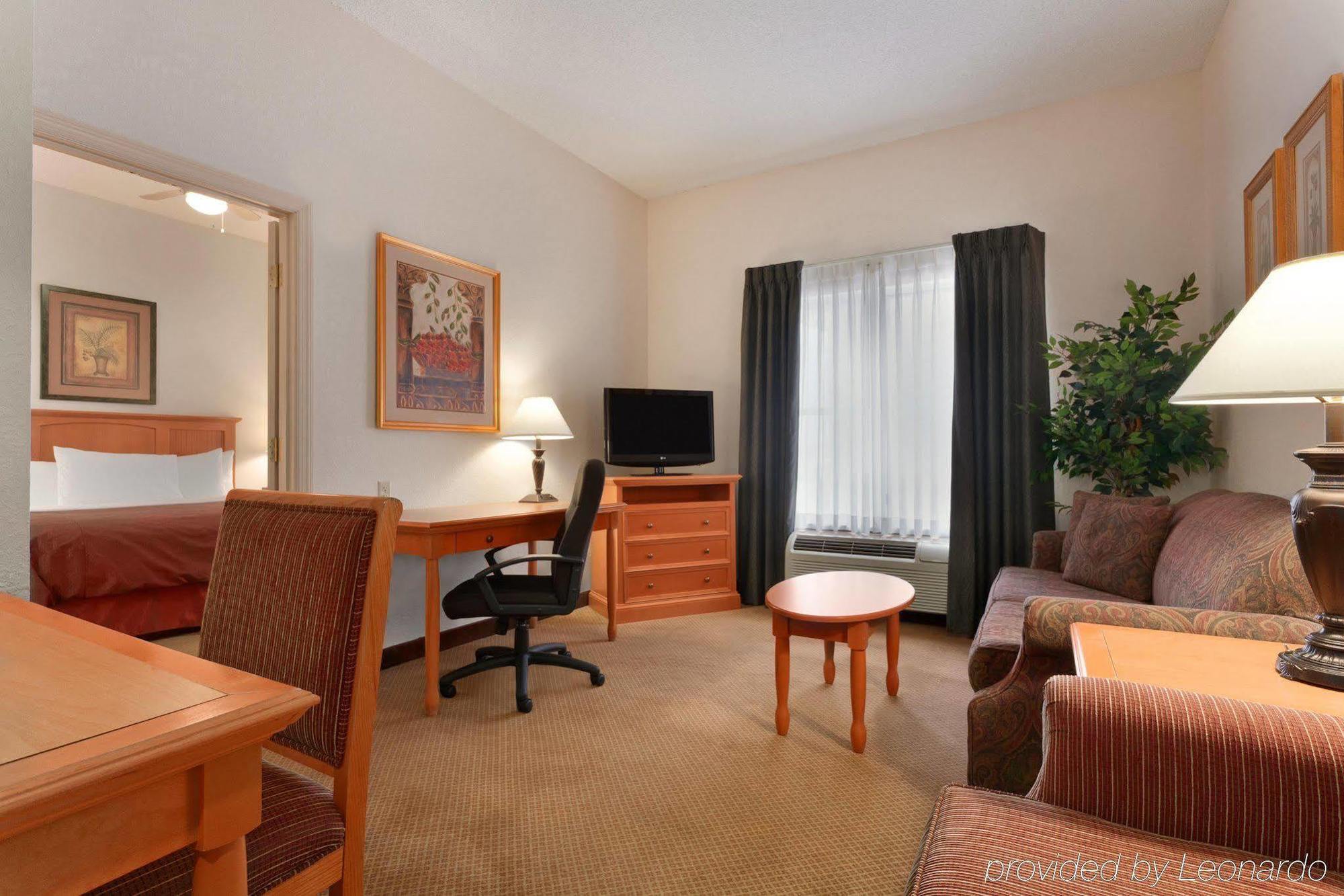 Hotel Hyatt House Colorado Springs Airport Exterior foto